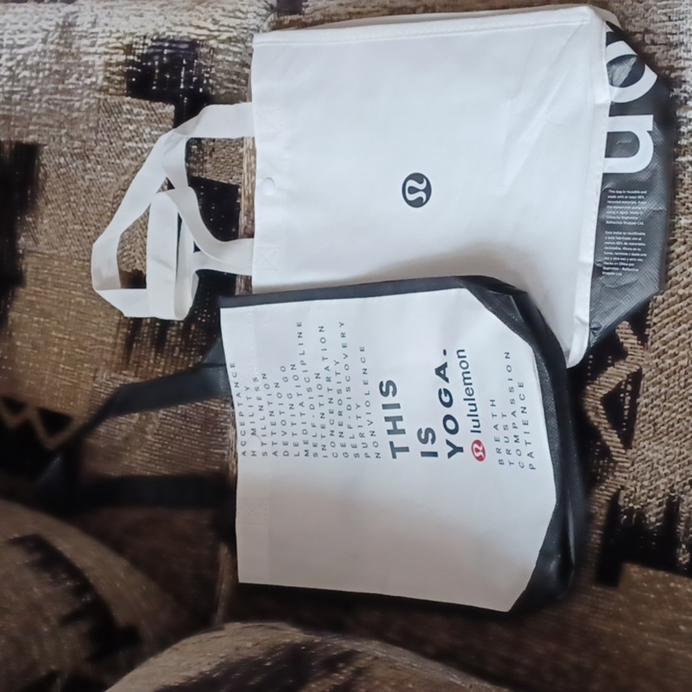 4/$30 Black & White Lululemon Small Reusable Totes - Set of 2